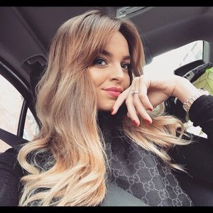 Meet your Posher, Desiree